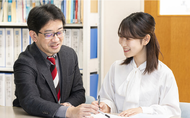 授業終了後に先生に質問